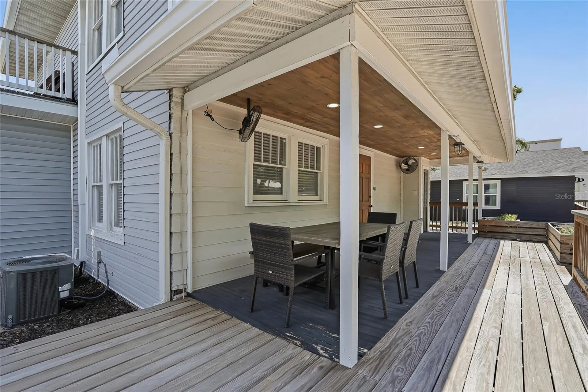 2423 Manatee Avenue W Bradenton FL 34205