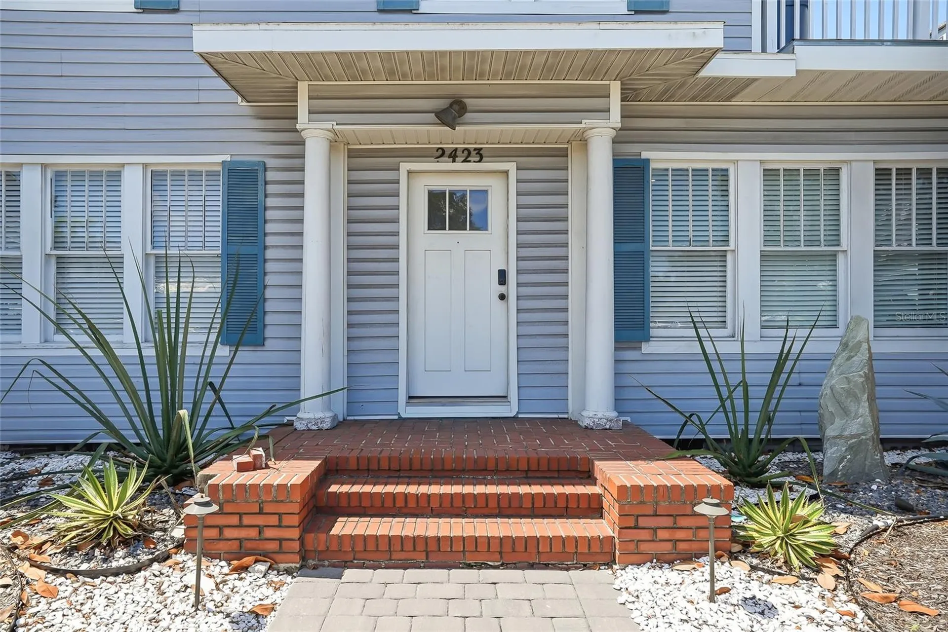 2423 Manatee Avenue W Bradenton FL 34205