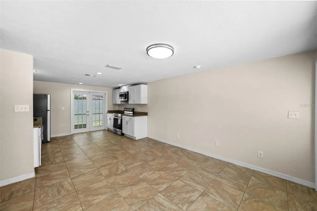 12410 N 59th Street Tampa FL 33617