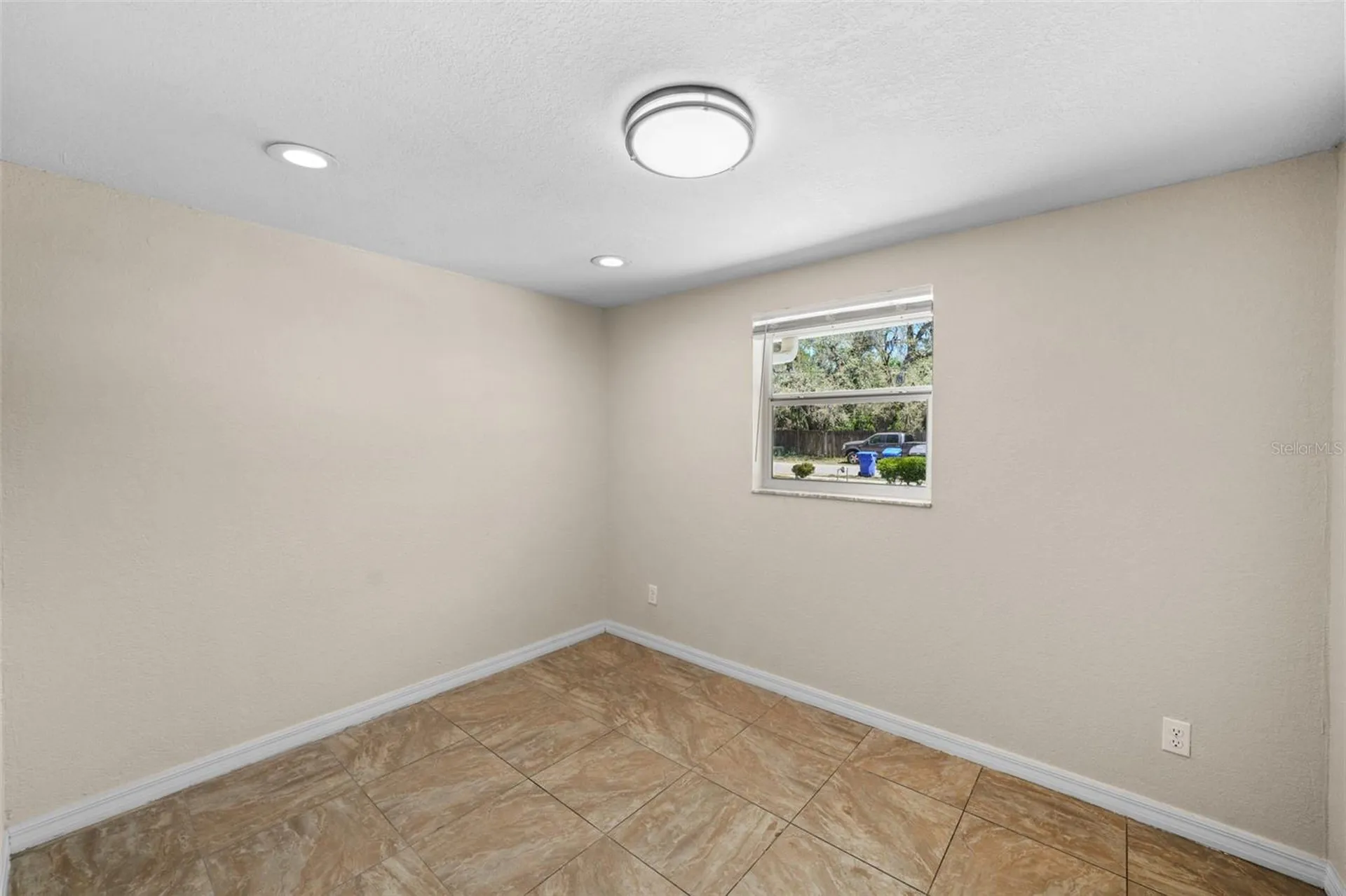 12410 N 59th Street Tampa FL 33617