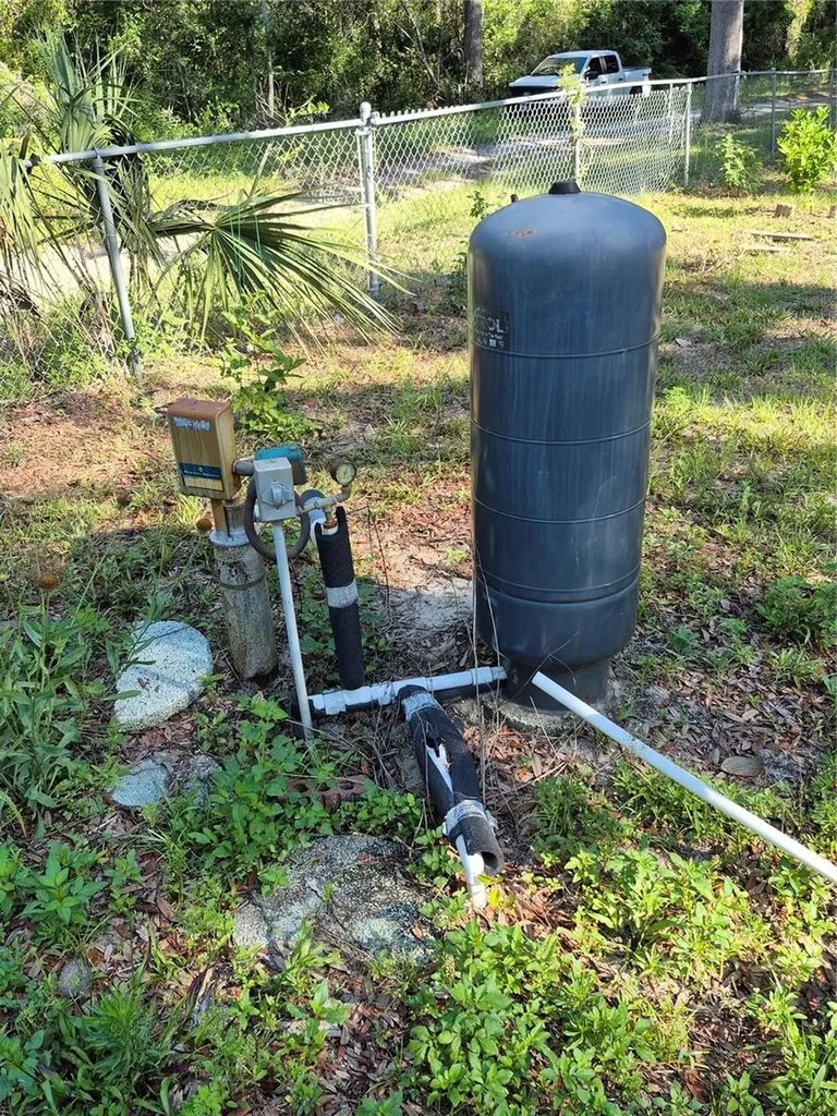 16615 NE 45th Court Citra FL 32113
