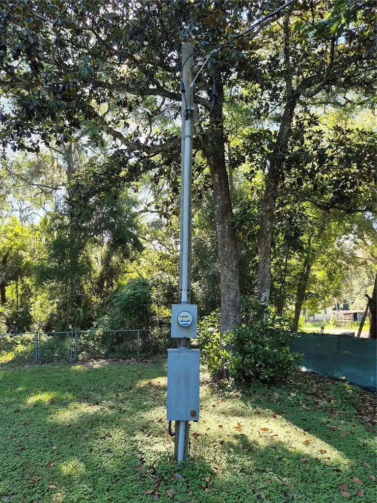 16615 NE 45th Court Citra FL 32113