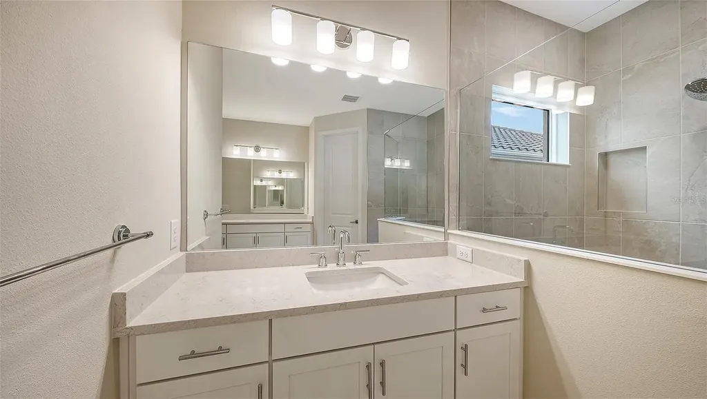 6547 Big Bayou Drive Sarasota FL 34241