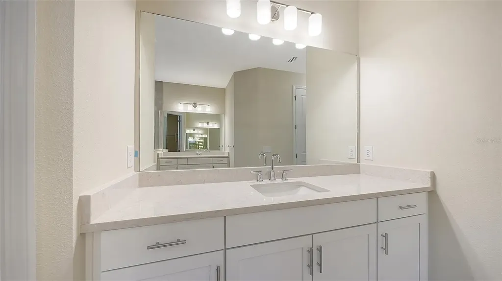 6547 Big Bayou Drive Sarasota FL 34241