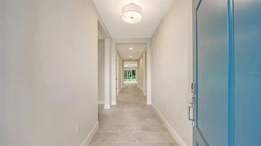 6547 Big Bayou Drive Sarasota FL 34241
