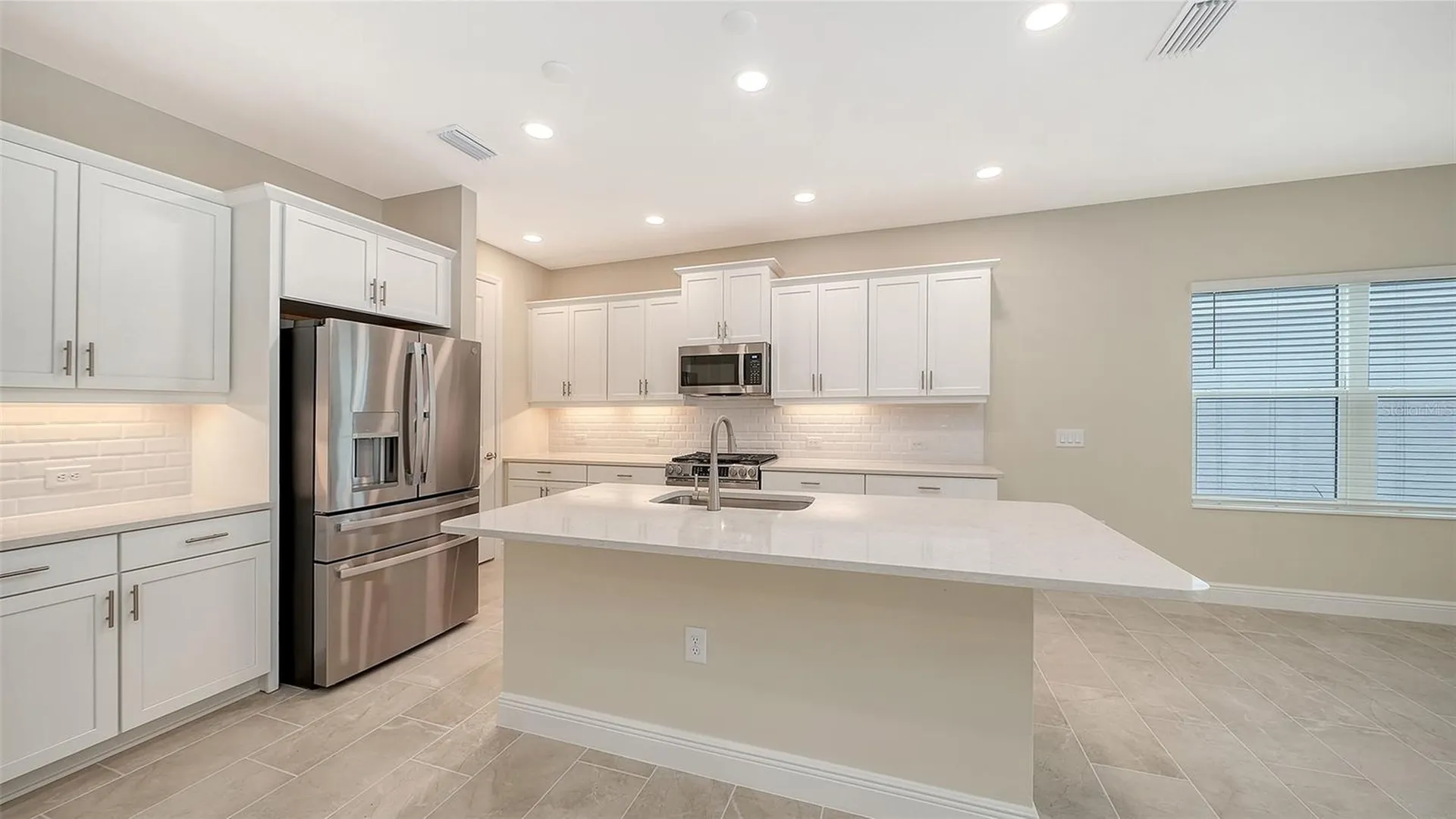 6547 Big Bayou Drive Sarasota FL 34241
