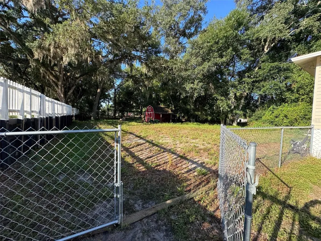 38932 Central Avenue Zephyrhills FL 33540