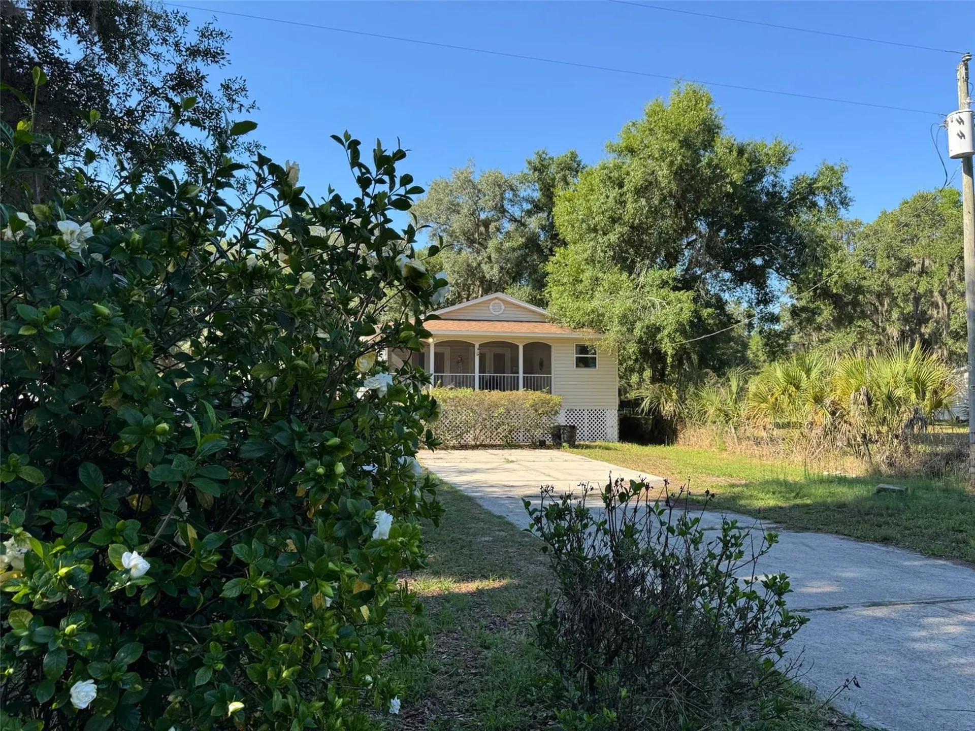 38932 Central Avenue Zephyrhills FL 33540