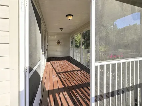 38932 Central Avenue Zephyrhills FL 33540