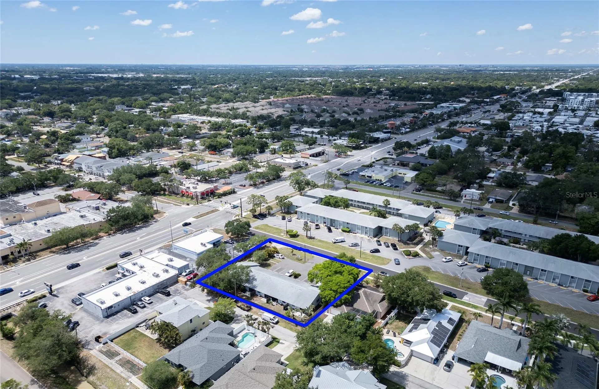 366 47th Avenue N St Petersburg FL 33703