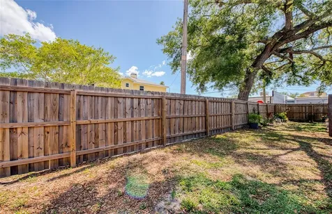 366 47th Avenue N St Petersburg FL 33703