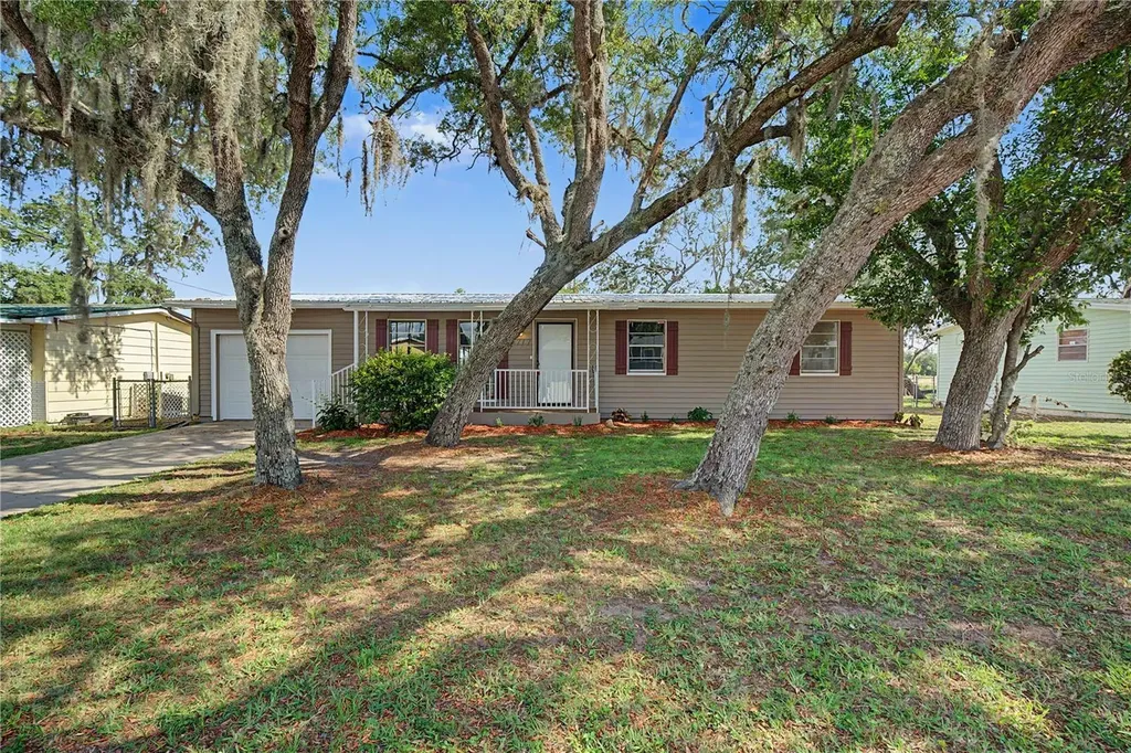 4717 Howard Street Sebring FL 33870