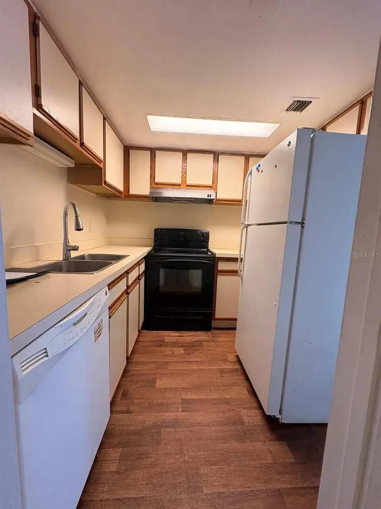 4155 S Semoran Boulevard Orlando FL 32822