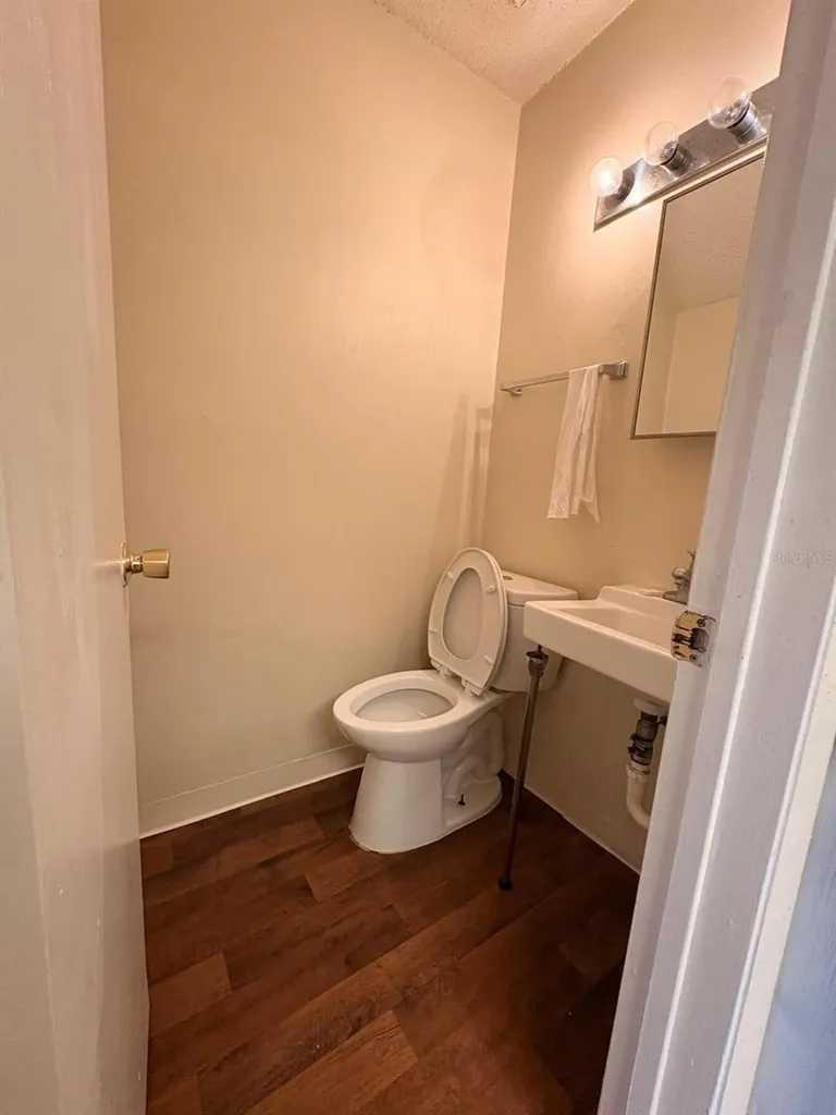 4155 S Semoran Boulevard Orlando FL 32822