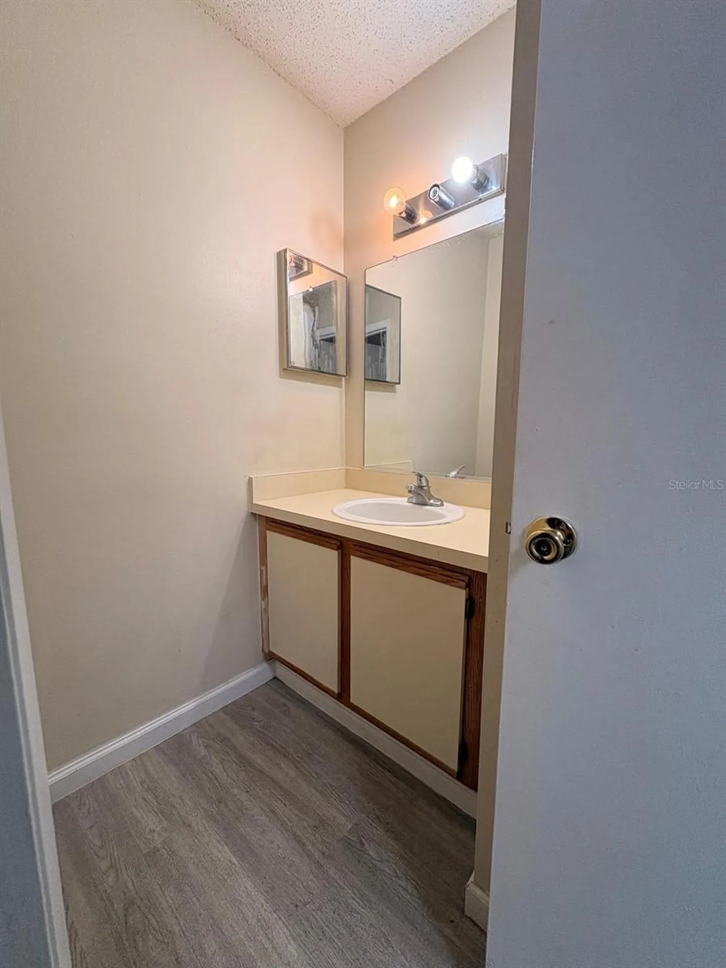 4155 S Semoran Boulevard Orlando FL 32822