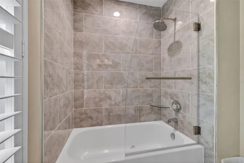 17820 Osprey Pointe Place Tampa FL 33647