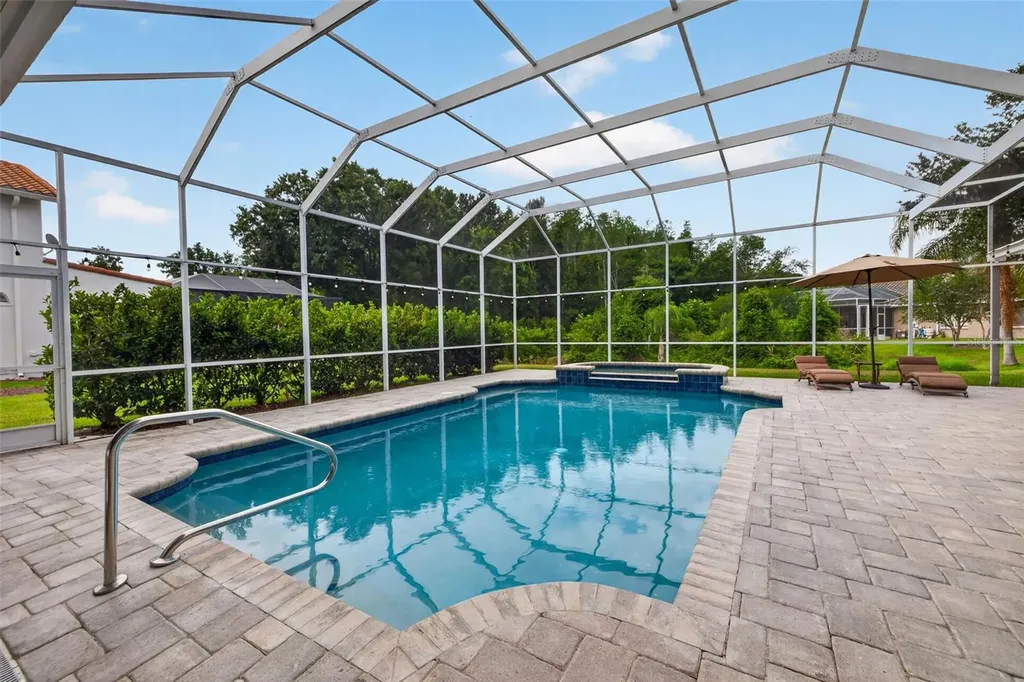17820 Osprey Pointe Place Tampa FL 33647