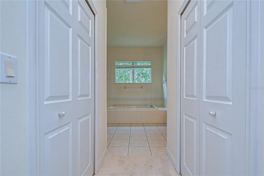 1142 Lumsden Trace Circle Valrico FL 33594