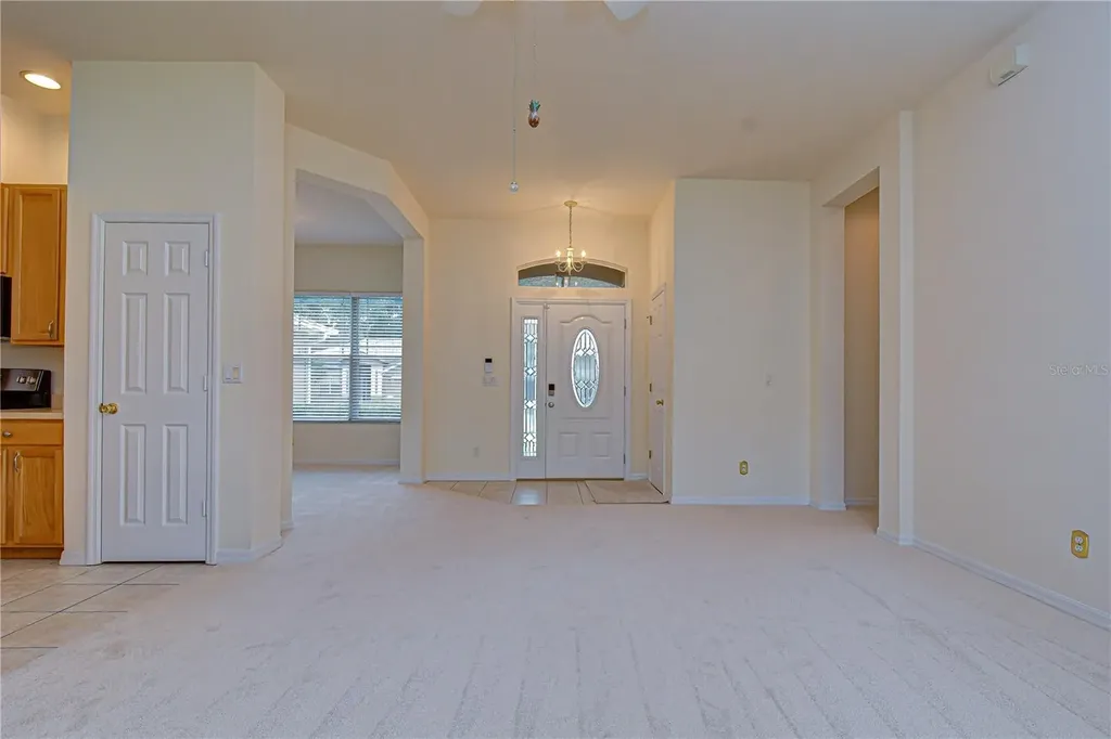 1142 Lumsden Trace Circle Valrico FL 33594