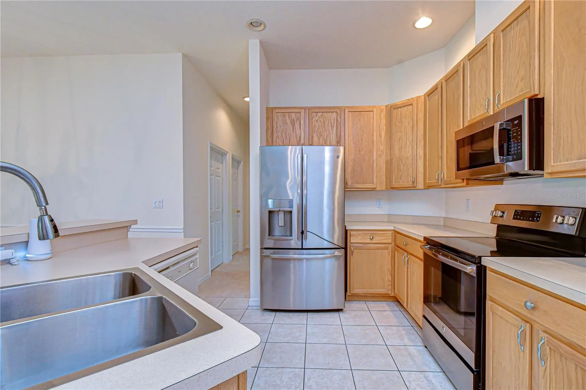 1142 Lumsden Trace Circle Valrico FL 33594