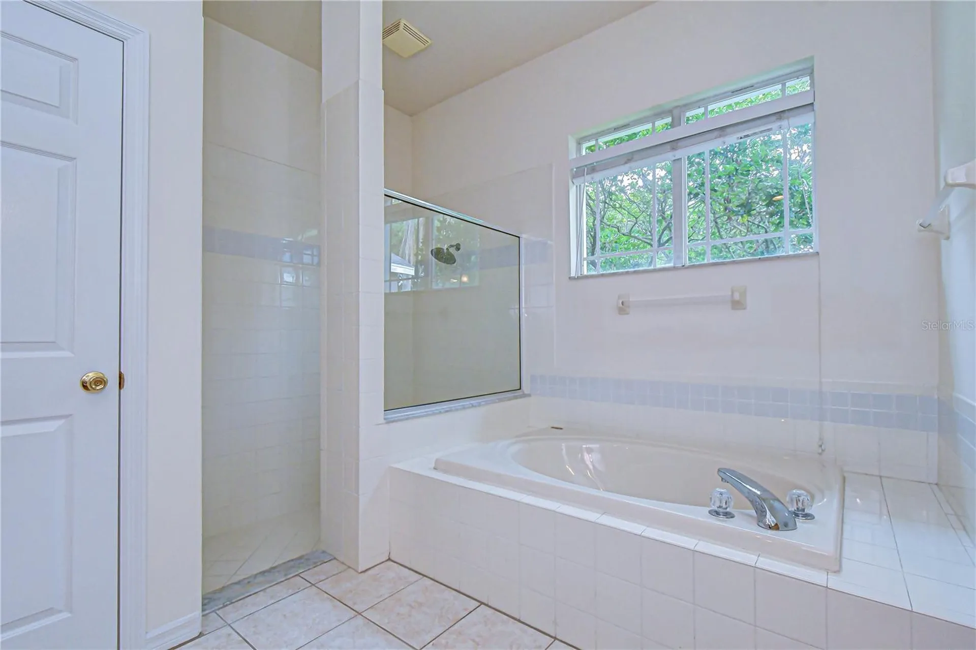 1142 Lumsden Trace Circle Valrico FL 33594
