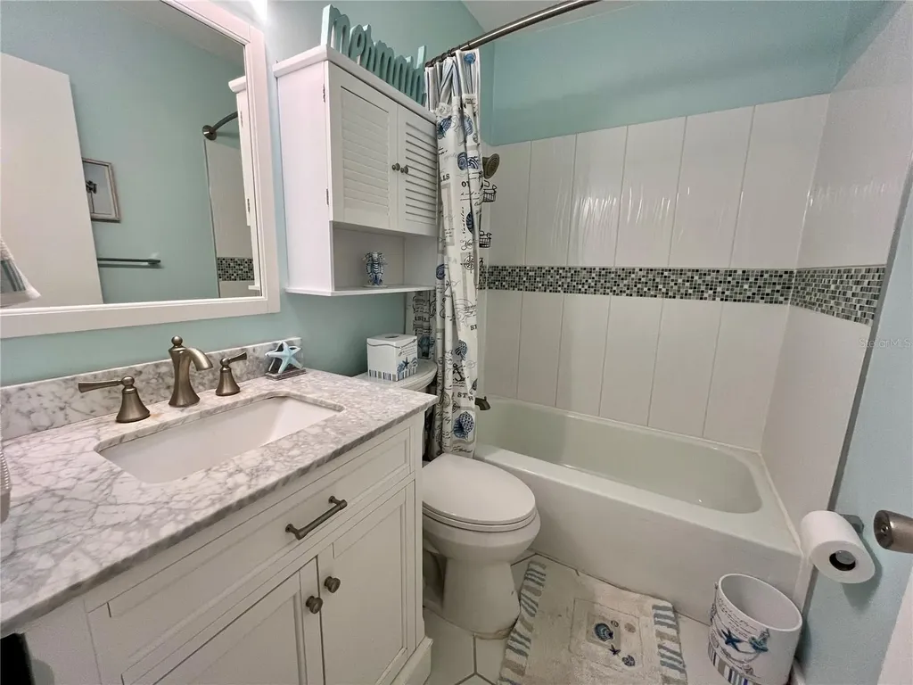 2021 Australia Way W Clearwater FL 33763
