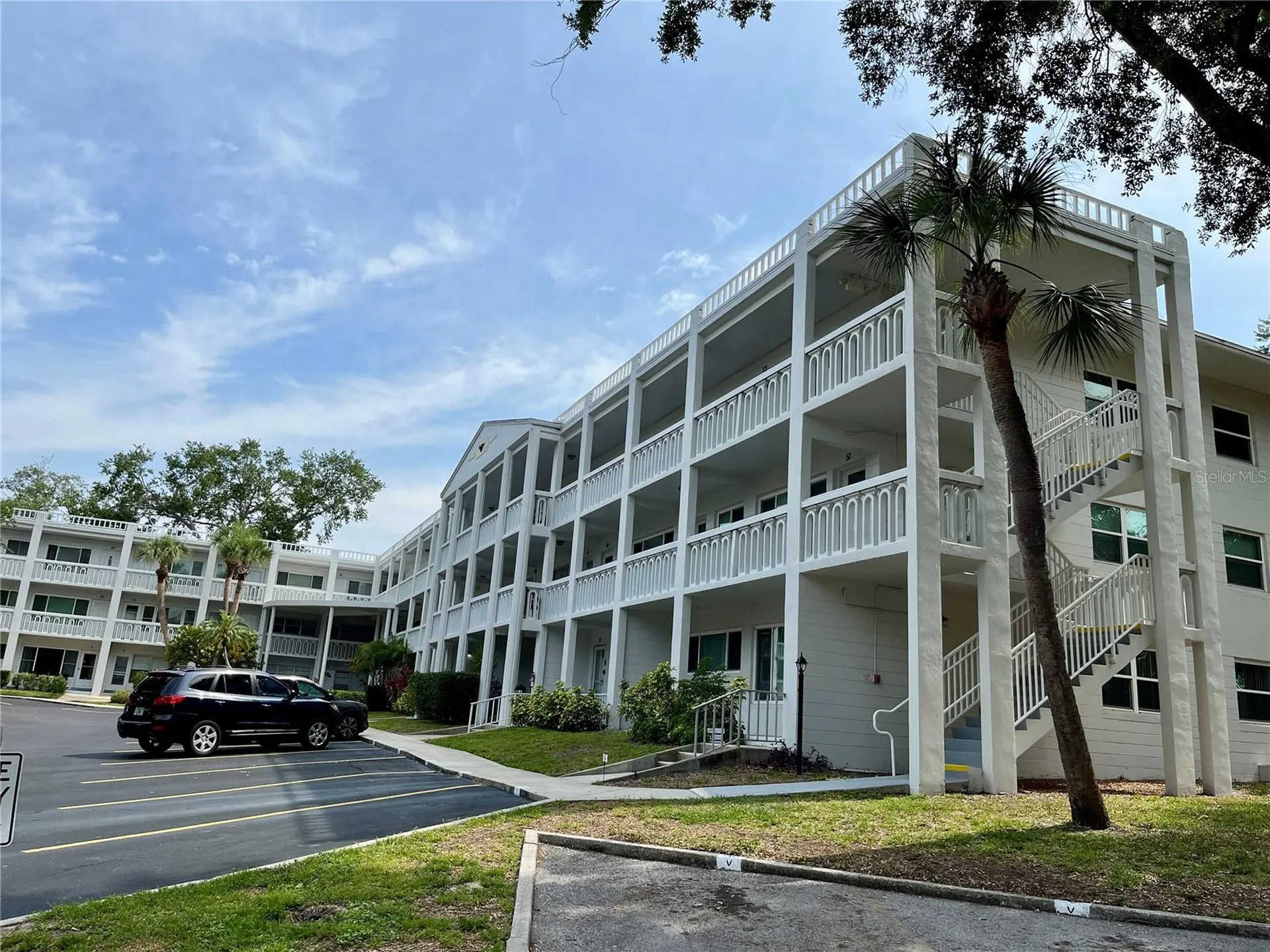 2021 Australia Way W Clearwater FL 33763