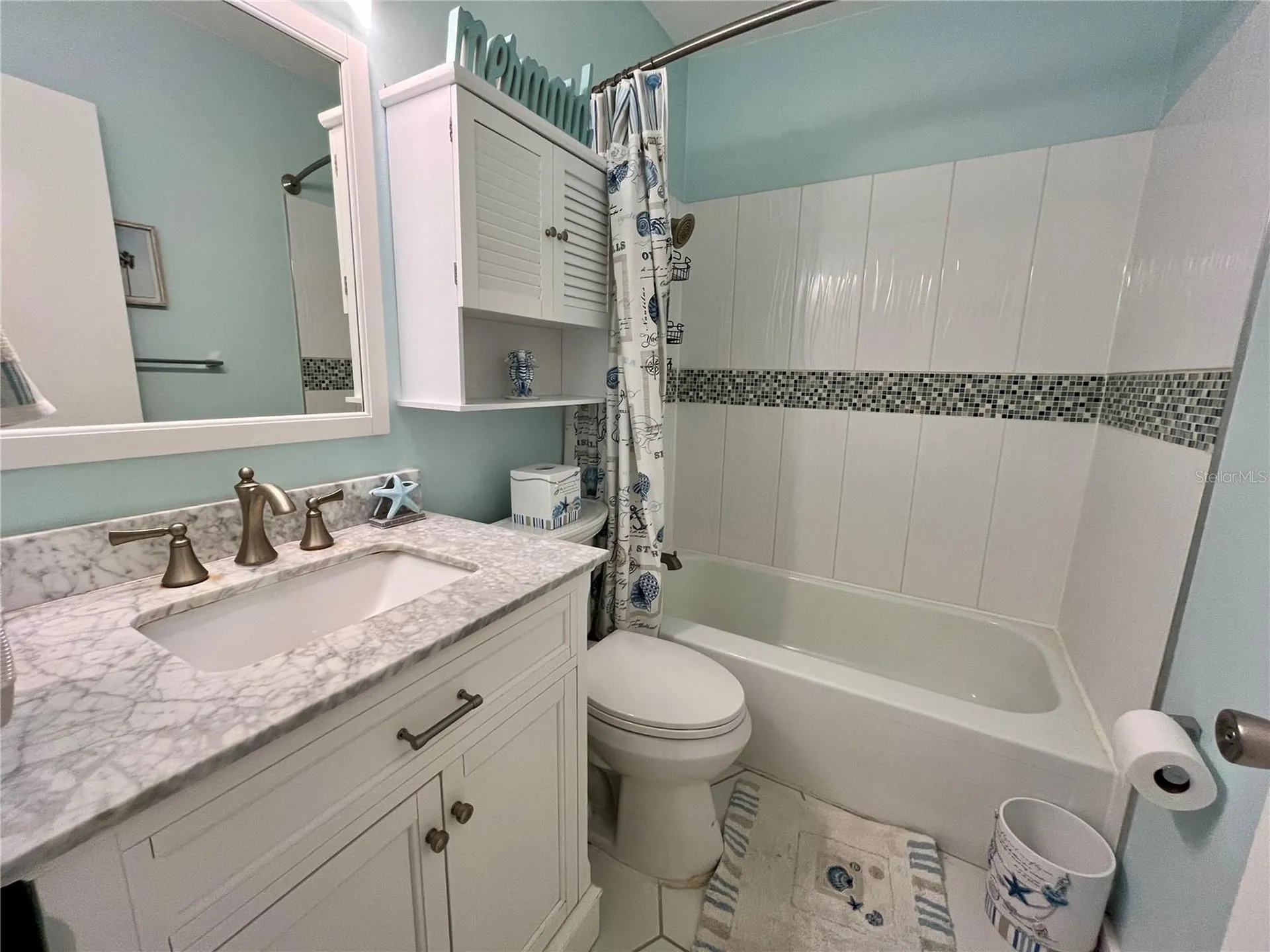 2021 Australia Way W Clearwater FL 33763