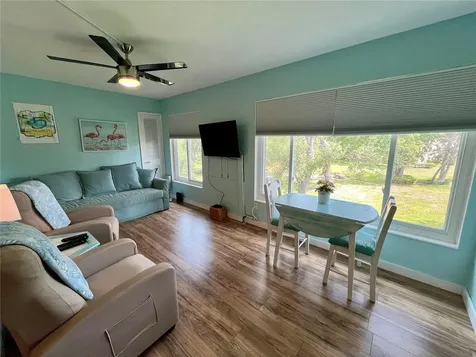 2021 Australia Way W Clearwater FL 33763