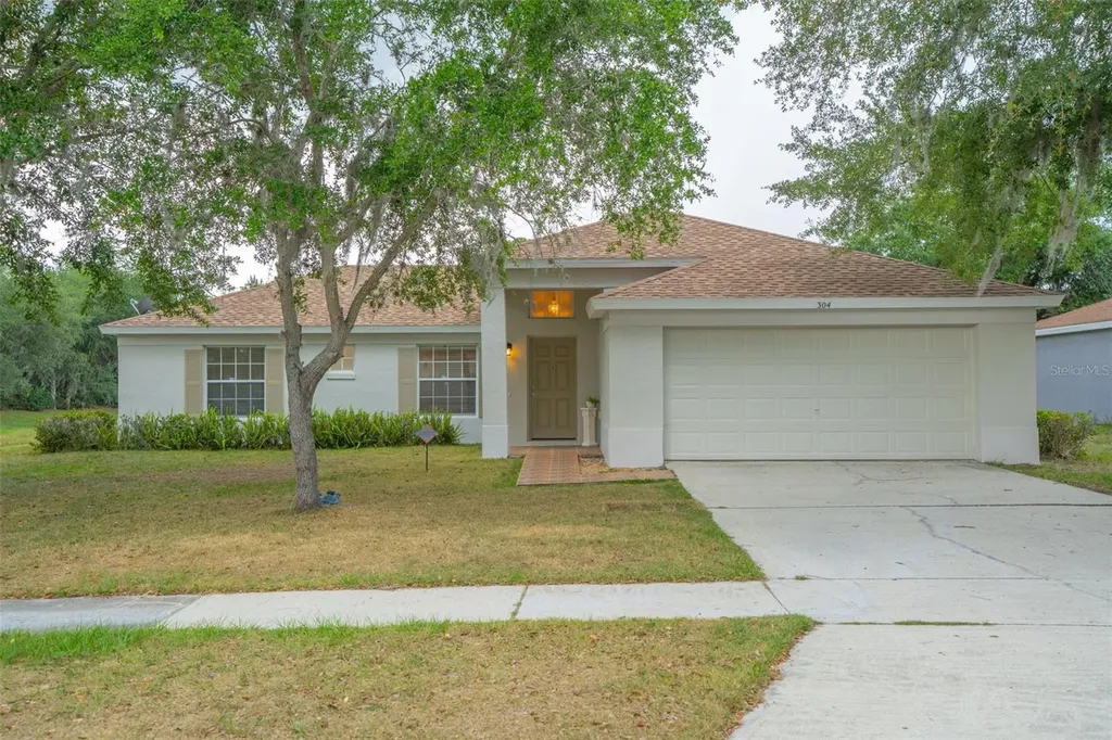 304 Coventry Estates Boulevard Deltona FL 32725