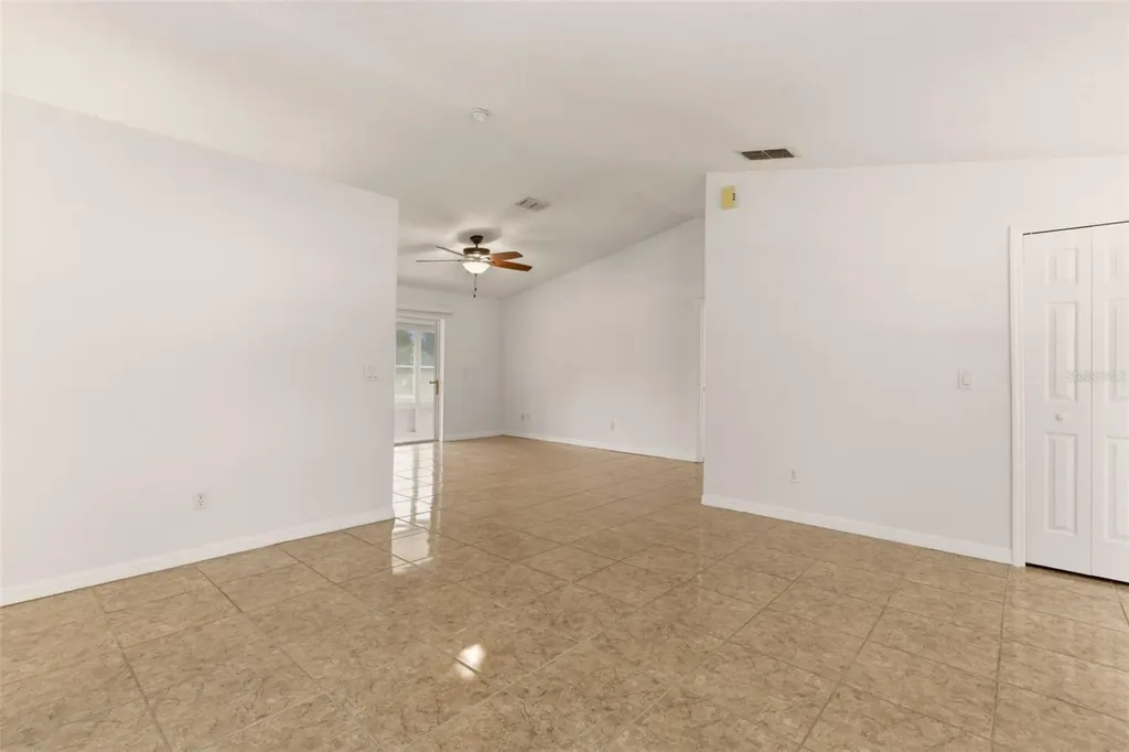 304 Coventry Estates Boulevard Deltona FL 32725
