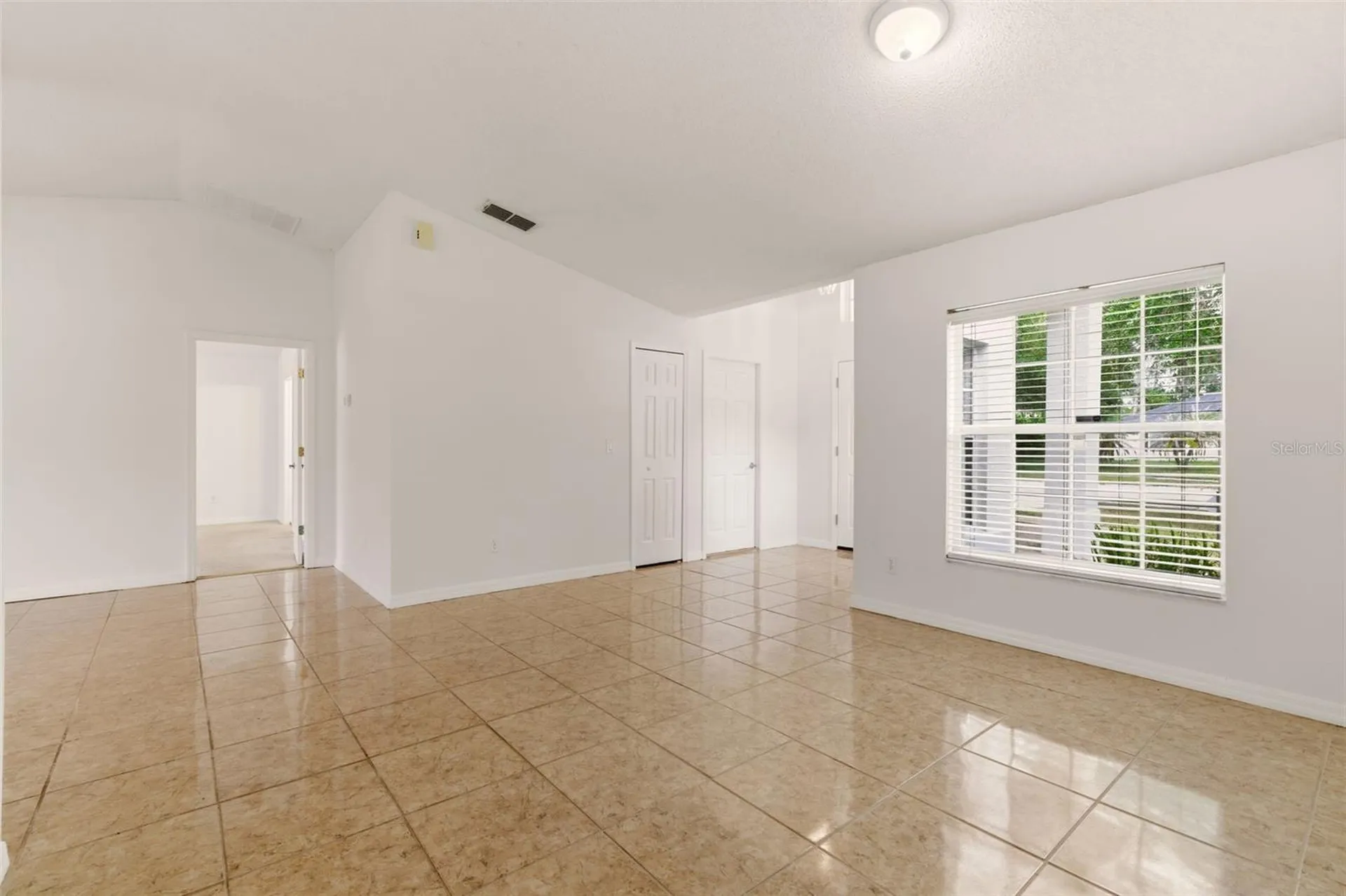 304 Coventry Estates Boulevard Deltona FL 32725