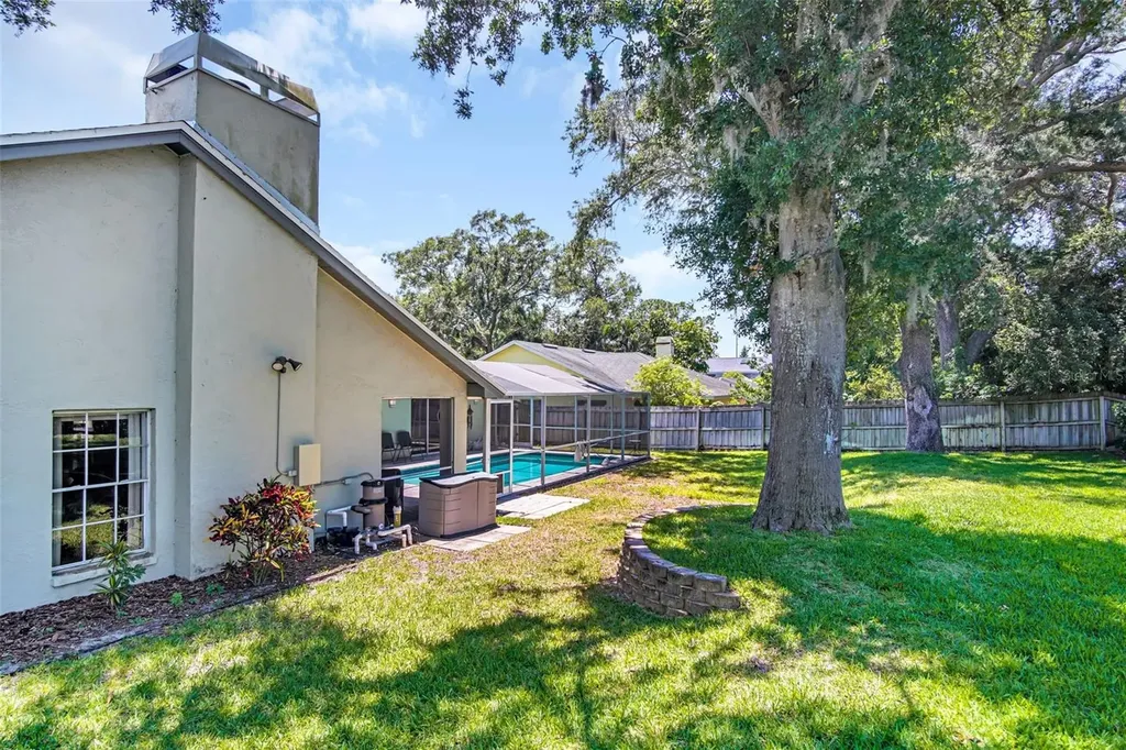 2654 Crystal Circle Dunedin FL 34698