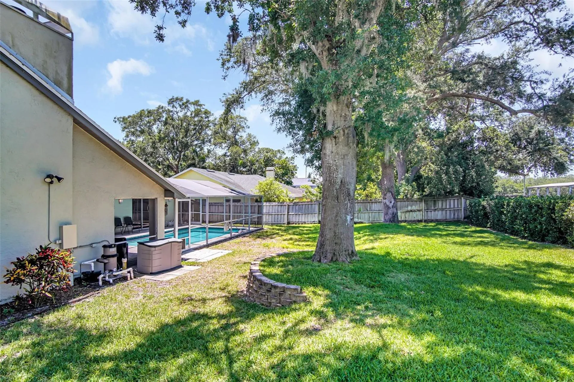2654 Crystal Circle Dunedin FL 34698