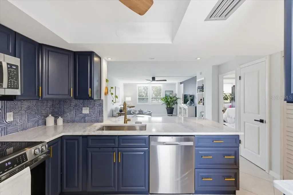 2621 Cove Cay Drive Clearwater FL 33760
