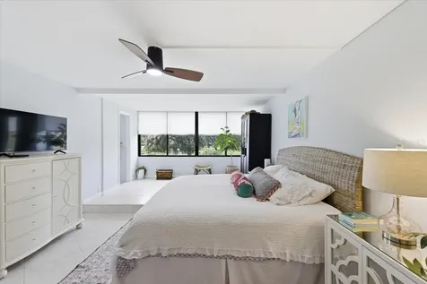 2621 Cove Cay Drive Clearwater FL 33760