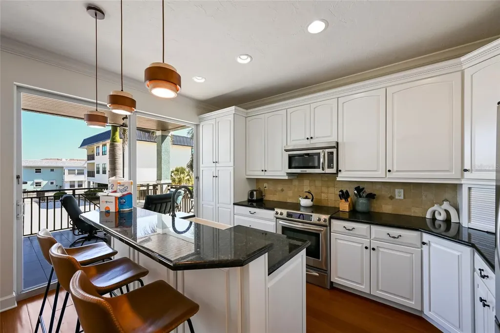 109 6th Street N Bradenton Beach FL 34217