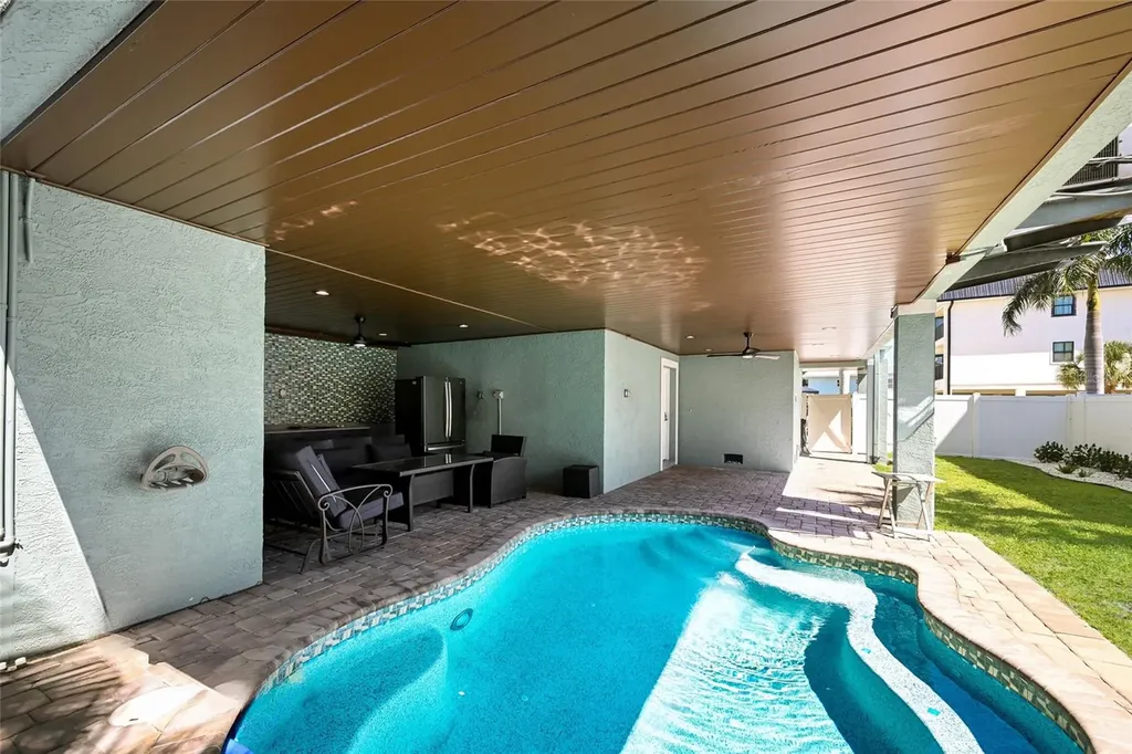 109 6th Street N Bradenton Beach FL 34217