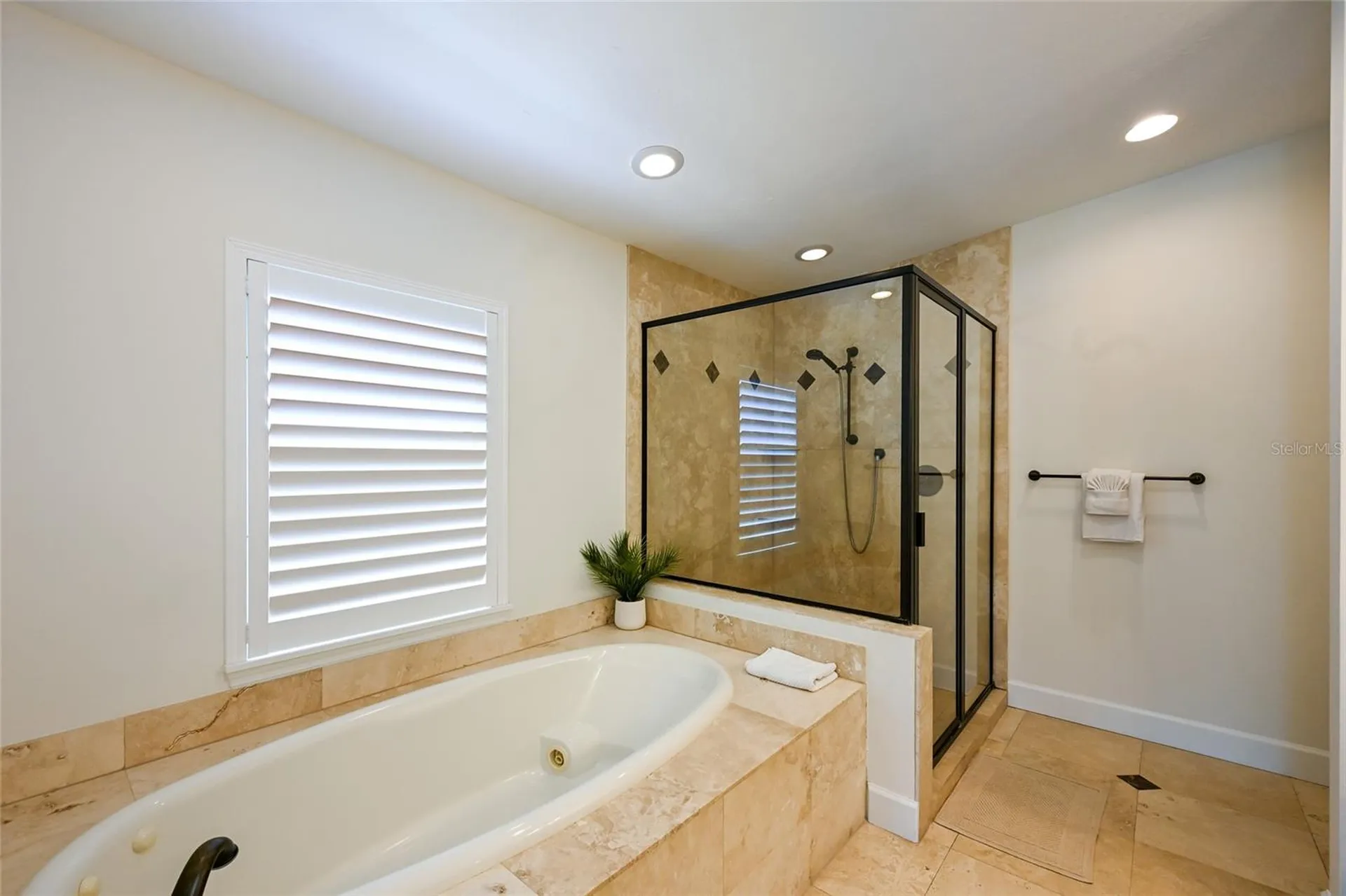 109 6th Street N Bradenton Beach FL 34217