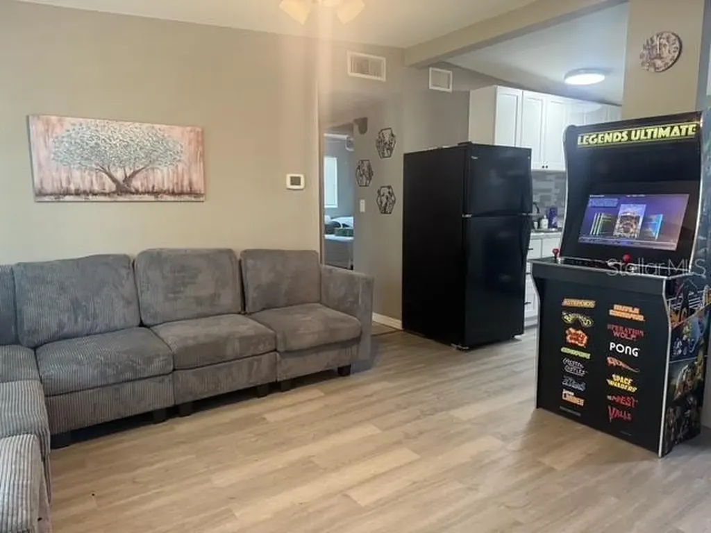8096 Rose Terrace Seminole FL 33777