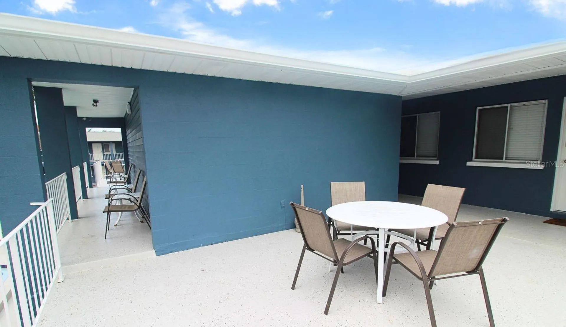 3001 Bee Ridge Road Sarasota FL 34239
