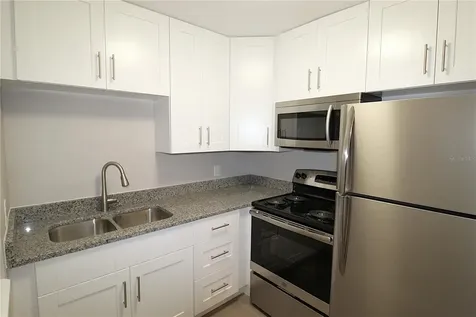 3001 Bee Ridge Road Sarasota FL 34239