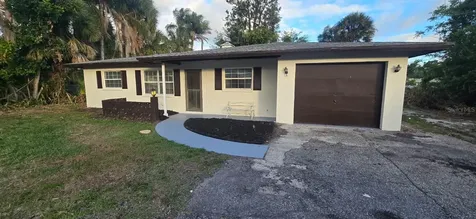345 S Venice Boulevard Venice FL 34293