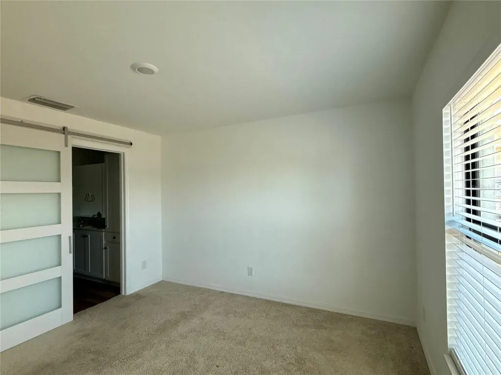 3010 NE 6th Place Cape Coral FL 33909