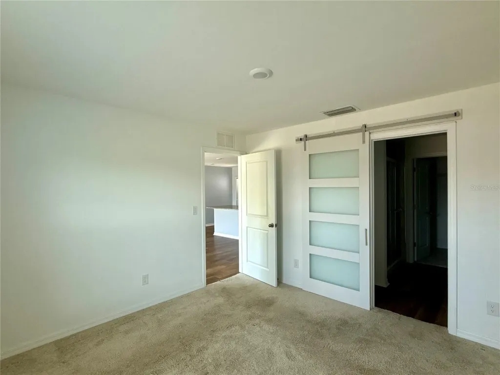 3010 NE 6th Place Cape Coral FL 33909