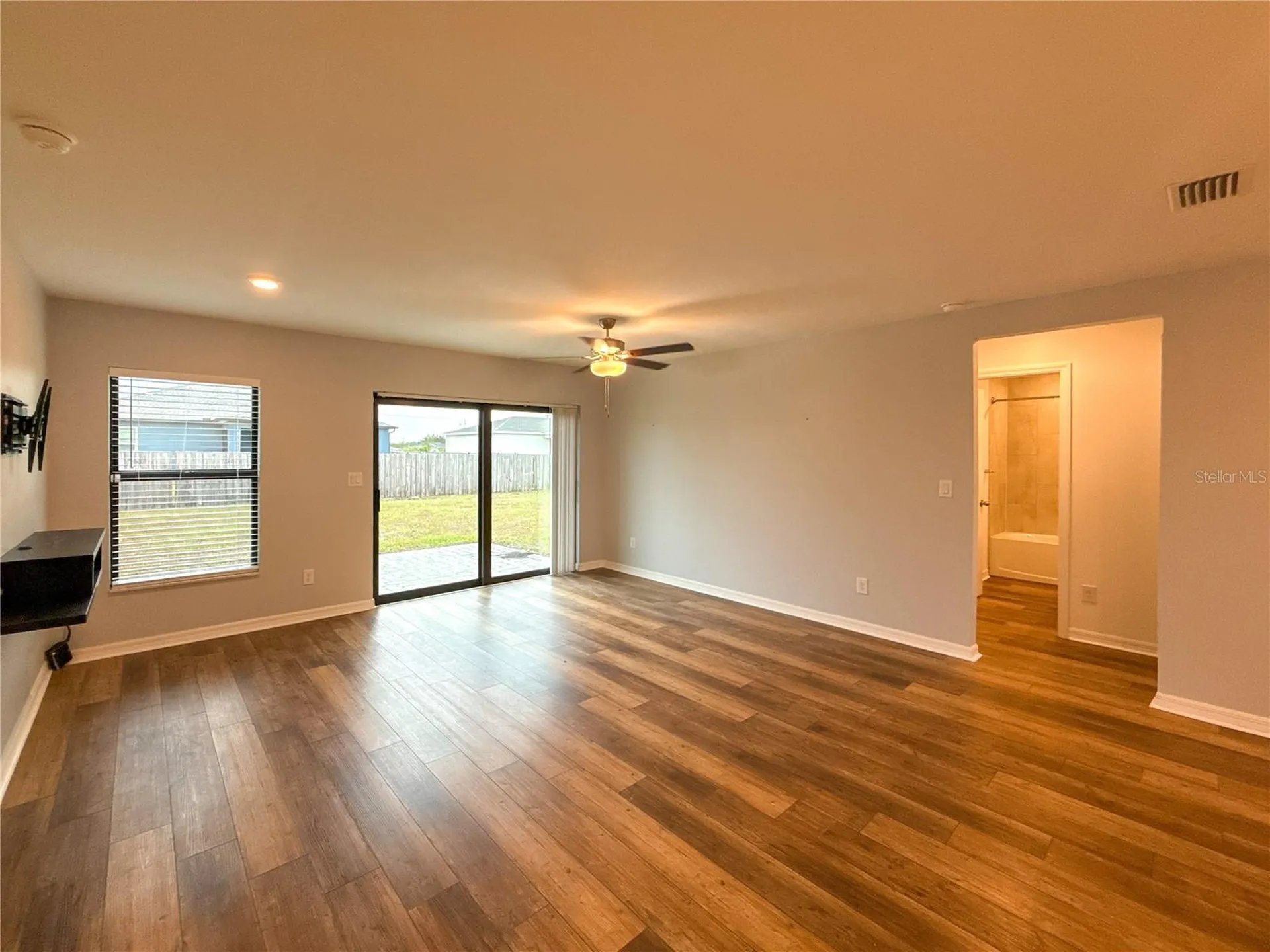 3010 NE 6th Place Cape Coral FL 33909