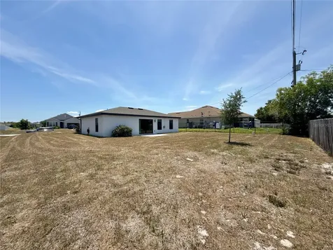 3010 NE 6th Place Cape Coral FL 33909