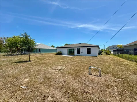 3010 NE 6th Place Cape Coral FL 33909