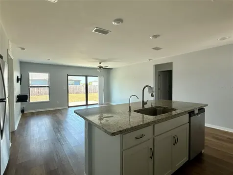 3010 NE 6th Place Cape Coral FL 33909