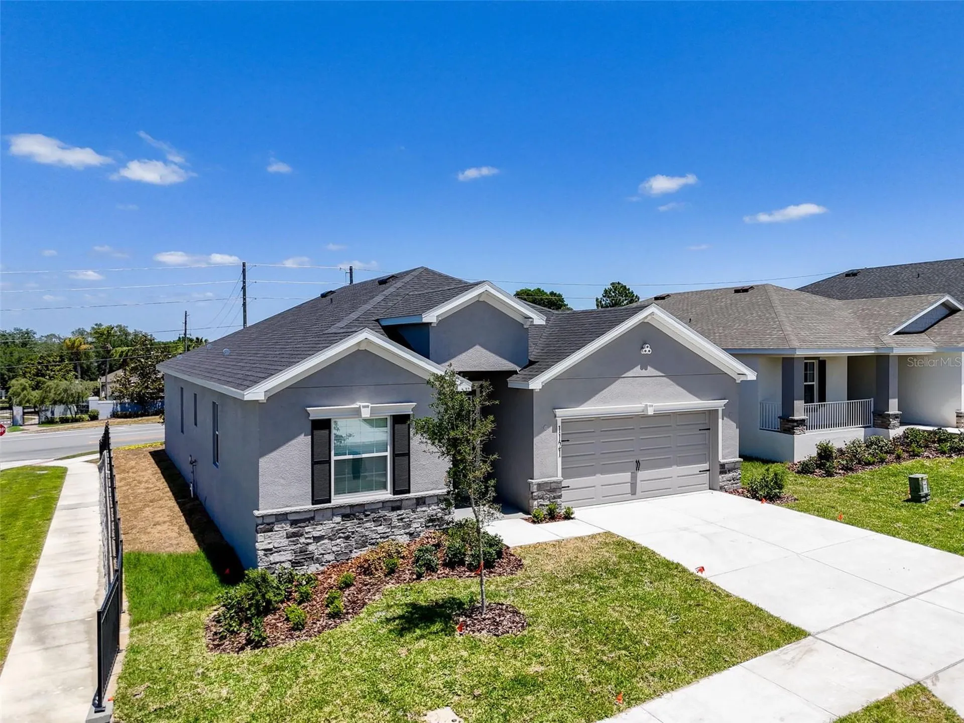 1121 Mountain Flower Lane Davenport FL 33837